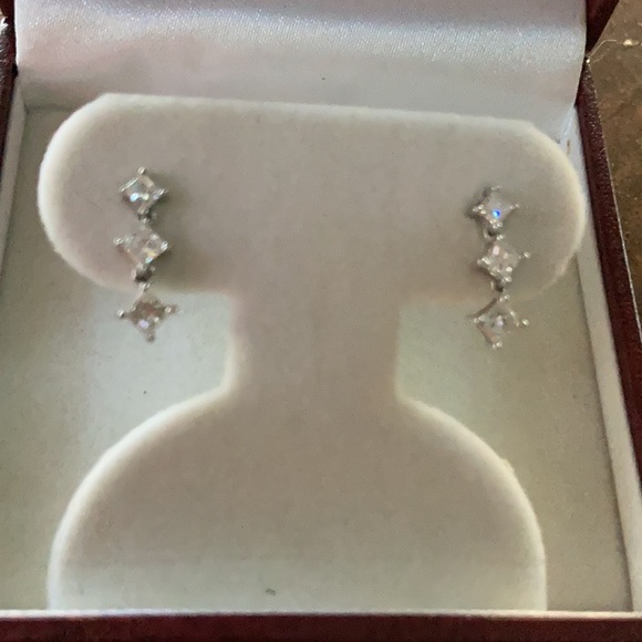 Diamonds With Appraisal! - Picture 16 of 16